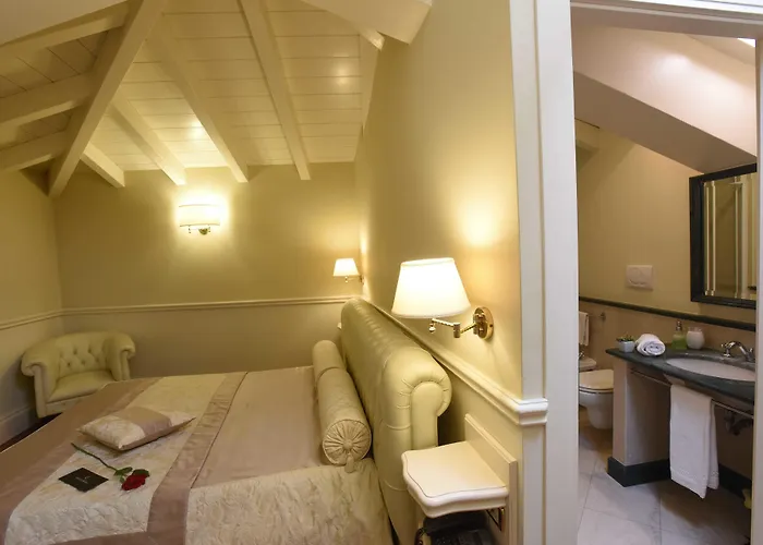 Suite Hotel Santa Chiara